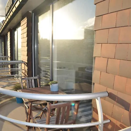 In St-idesbald With Sea View Balcony 아파트 *